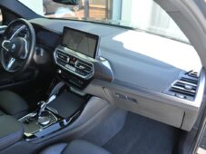 BMW X4 xD30d M-SPORT NTOP TAŽNÉ ČR 1M - 16