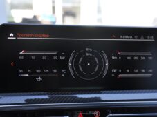 BMW X4 xD30d M-SPORT NTOP TAŽNÉ ČR 1M - 28