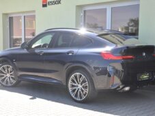 BMW X4 xD30d M-SPORT NTOP TAŽNÉ ČR 1M - 2