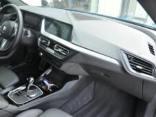 BMW Řada 2 218d M-SPORT 1M ČR - 17