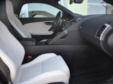 Jaguar F-Type P300 MERIDIAN SERV.KNÍŽKA ČR - 21