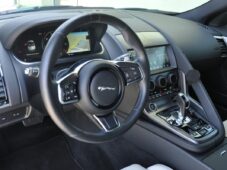 Jaguar F-Type P300 MERIDIAN SERV.KNÍŽKA ČR - 16
