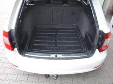 Škoda Superb 1.6TDi NAVIGACE TAŽNÉ - 30