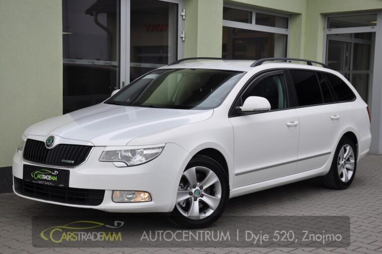 Škoda Superb 1.6TDi NAVIGACE TAŽNÉ - 1