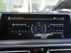 BMW X3 xD20d M-SPORT ZÁRUKA 1M ČR - 29