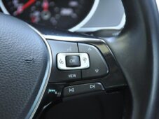 Volkswagen Passat 2.0TDi COMFORTLINE NAVI ČR 1M - 23