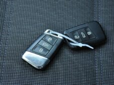 Volkswagen Passat 2.0TDi COMFORTLINE NAVI ČR 1M - 32