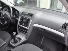 Škoda Octavia 1.6TDi NAVIGACE - 17