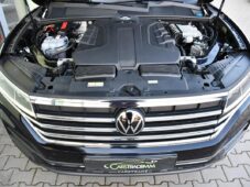 Volkswagen Touareg 3.0TDi 4M VZDUCH TAŽNÉ ČR - 36