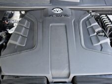 Volkswagen Touareg 3.0TDi 4M VZDUCH TAŽNÉ ČR - 37