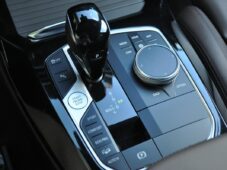 BMW X3 xD30d M-SPORT LASER NTOP TAŽNÉ - 25