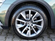 Škoda Superb 2.0TDi 147kW SCOUT N.TOP PANO - 43