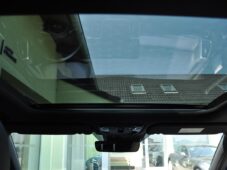 Kia Sorento 2.2CRDi SCR 4X4 8DCT TOP ZÁRUK - 25
