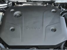 Volvo XC90 B5 AWD MOMENTUM PRO ČR 7.MÍST - 44