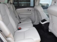 Volvo XC90 B5 AWD MOMENTUM PRO ČR 7.MÍST - 20