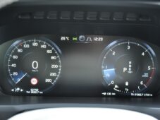 Volvo XC90 B5 AWD MOMENTUM PRO ČR 7.MÍST - 34