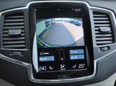 Volvo XC90 B5 AWD MOMENTUM PRO ČR 7.MÍST - 33