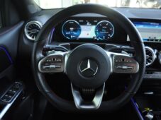 Mercedes-Benz GLB 200d 4MATIC TAŽNÉ PANORAMA ČR - 22