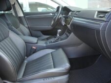 Škoda Superb 2.0TDi 147kW STYLE 4X4 DSG 1.M - 16