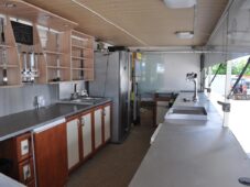 Ostatní MEDD FURGON F 06 B2 WINE TRUCK - 13