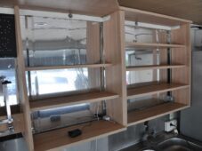 Ostatní MEDD FURGON F 06 B2 WINE TRUCK - 30