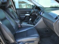 Volvo XC90 2.4D5 136KW 4X4 AUT. A/C TAŽNÉ - 17