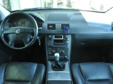Volvo XC90 2.4D5 136KW 4X4 AUT. A/C TAŽNÉ - 4