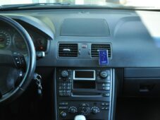 Volvo XC90 2.4D5 136KW 4X4 AUT. A/C TAŽNÉ - 6