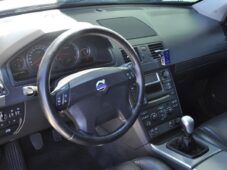 Volvo XC90 2.4D5 136KW 4X4 AUT. A/C TAŽNÉ - 14