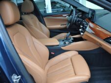 BMW Řada 5 530xD M-SPORT ČR 1.MAJ PANOR. - 17