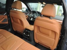 BMW Řada 5 530xD M-SPORT ČR 1.MAJ PANOR. - 19