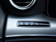 Mercedes-Benz Třídy E 43 AMG VIRTUAL AIR K360° - 37