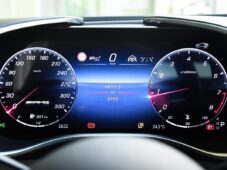 Mercedes-Benz SL AMG Rezervace - 40