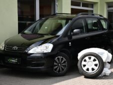 Toyota Avensis Verso 2.0D-4D 2xKOLA A/C - 1