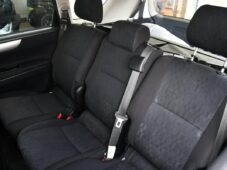 Toyota Avensis Verso 2.0D-4D 2xKOLA A/C - 19