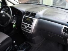 Toyota Avensis Verso 2.0D-4D 2xKOLA A/C - 17