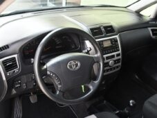 Toyota Avensis Verso 2.0D-4D 2xKOLA A/C - 15
