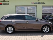 Kia Ceed 1.6CRDi TAŽNÉ A/T ČR KAMERA - 11