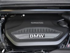 BMW X1 sDrive18d M-SPORT HUD - 40