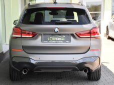 BMW X1 sDrive18d M-SPORT HUD - 10