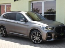 BMW X1 sDrive18d M-SPORT HUD - 2