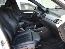 BMW X1 sDrive18d M-SPORT HUD - 18