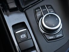 BMW X1 sDrive18d M-SPORT HUD - 25