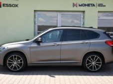 BMW X1 sDrive18d M-SPORT HUD - 11