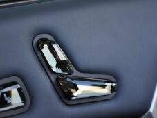 BMW iX xDrive40 HUD H/K TAŽNÉ - 44