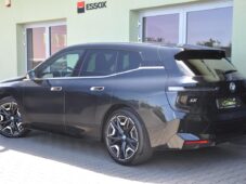BMW iX xDrive40 HUD H/K TAŽNÉ - 2