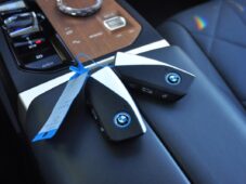 BMW iX xDrive40 HUD H/K TAŽNÉ - 47