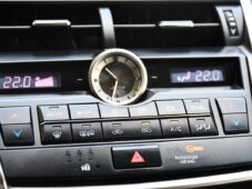 Lexus NX 300h 2.5HYBRID - 26