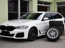 BMW Řada 5 530xD M-SPORT LASER HUD 2xKOLA - 1