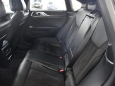 BMW Řada 4 420d M-SPORT xDrive 1M ČR - 19